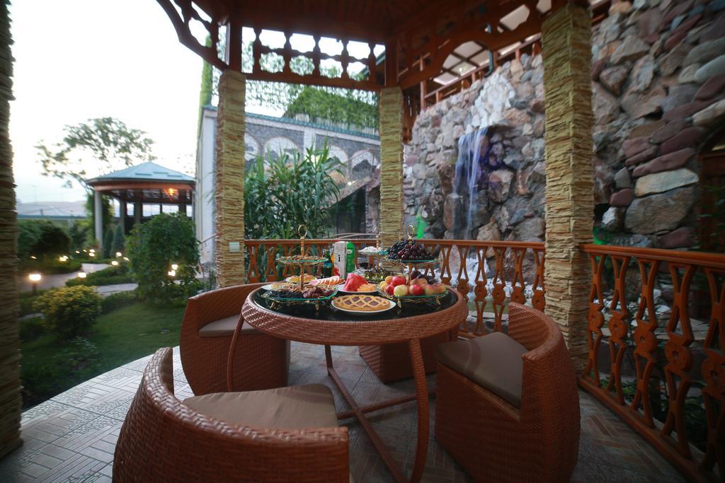 Lotte Palace Dushanbe Exterior foto